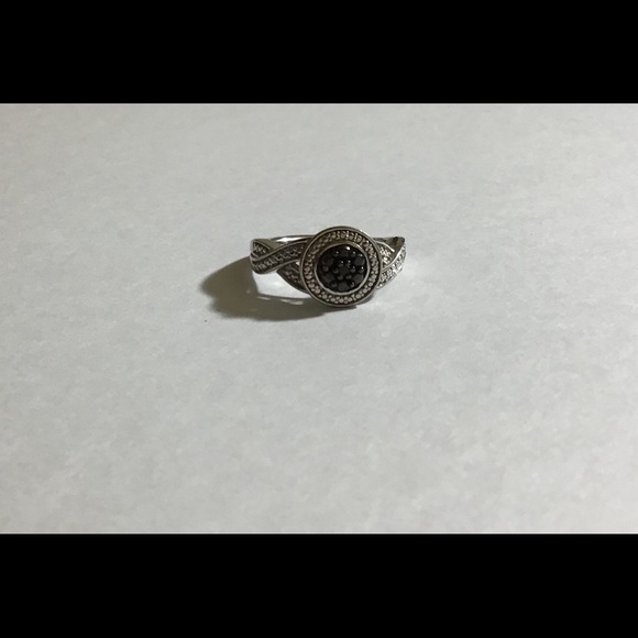 Cute silver ring - Picture 5 of 5